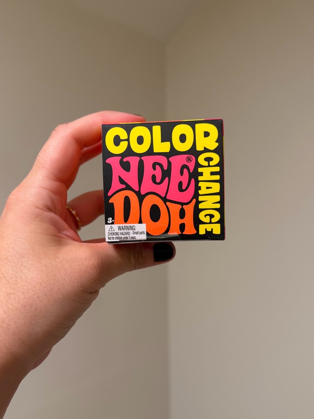 NeeDoh Color Changing Ball - Yellow to Orange (1PC)